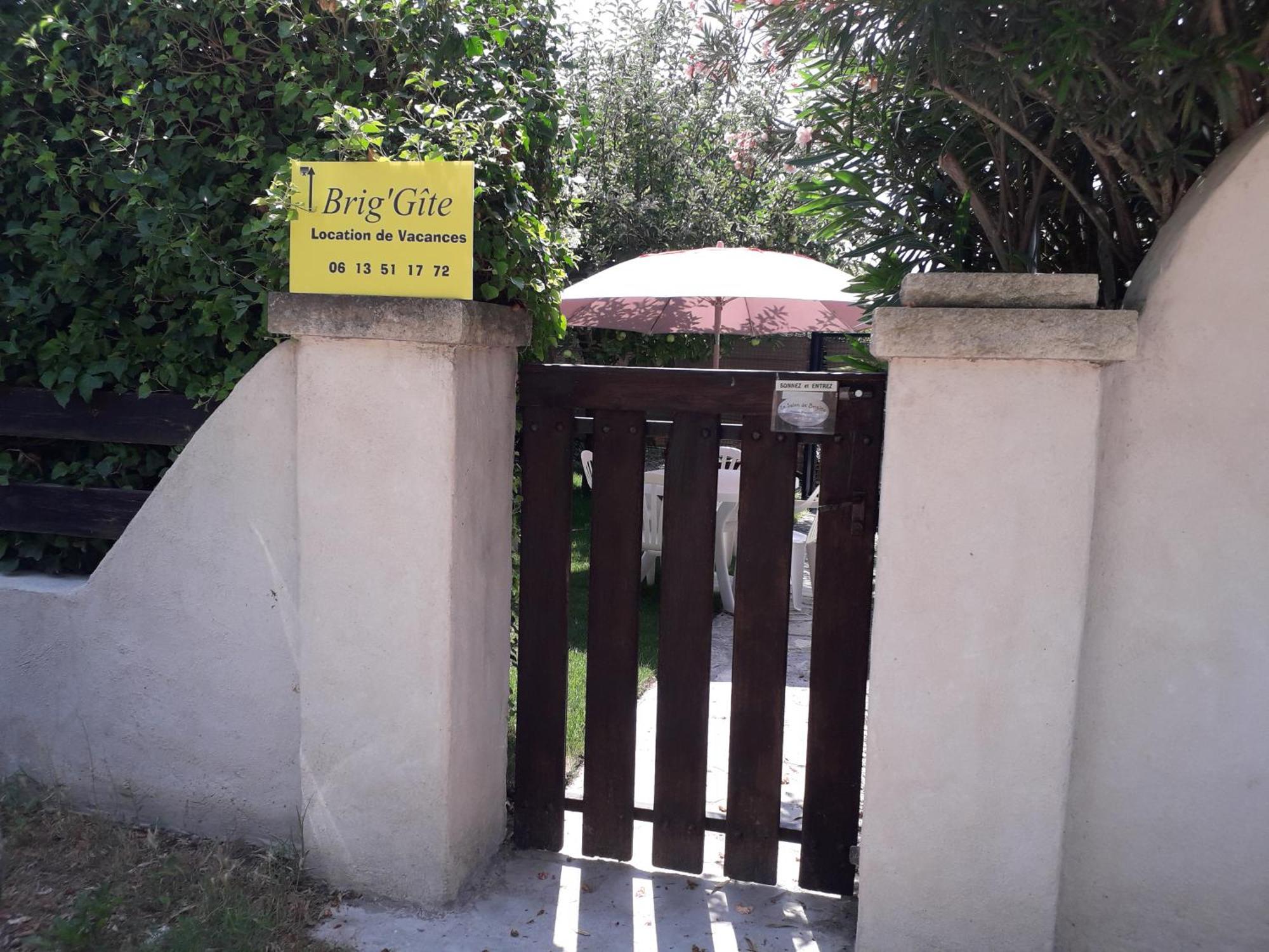 Brig'Gîte LʼIsle-sur-la-Sorgue Exterior foto